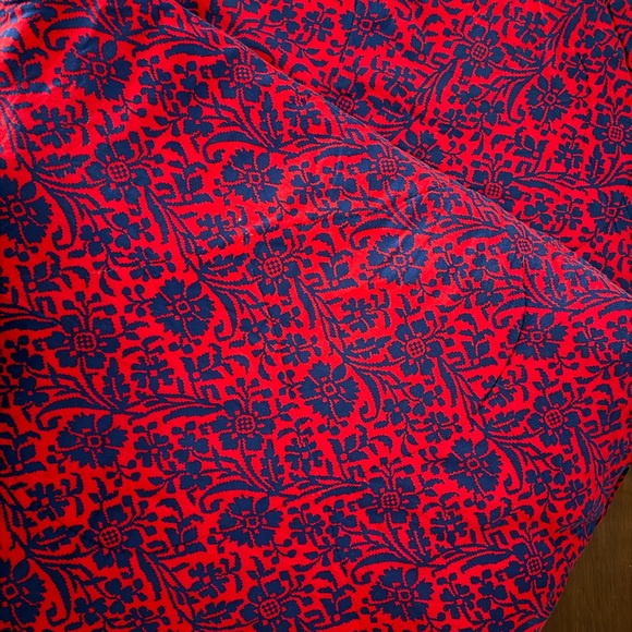 Vintage Coleman Insul 200 sleeping bag with a red and blue floral pattern - Picture 2 of 6